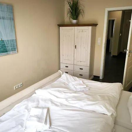 Haus Ostseeblick Whg 6 Goehren (Ruegen)